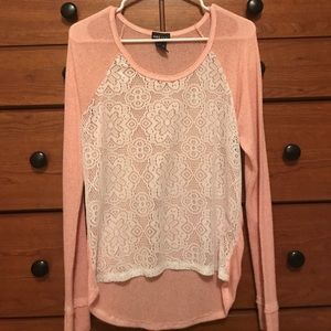 Women’s small pink sweater with lace front